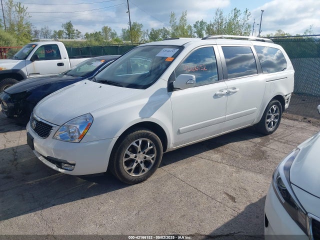 KIA SEDONA LX 2014 KNDMG4C75E6545483 Image 2