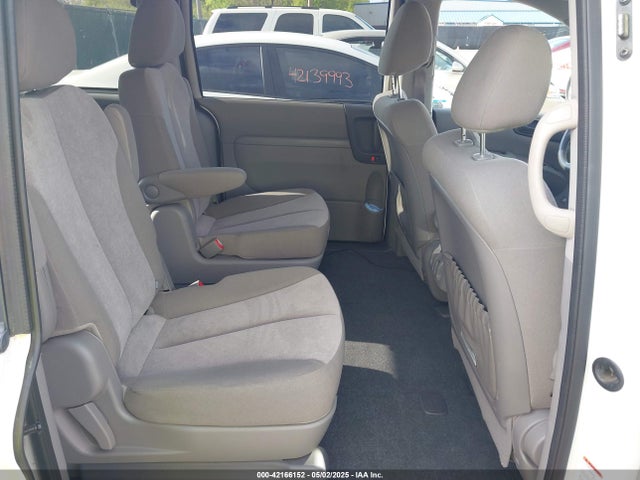 KIA SEDONA LX 2014 KNDMG4C75E6545483 Image 8