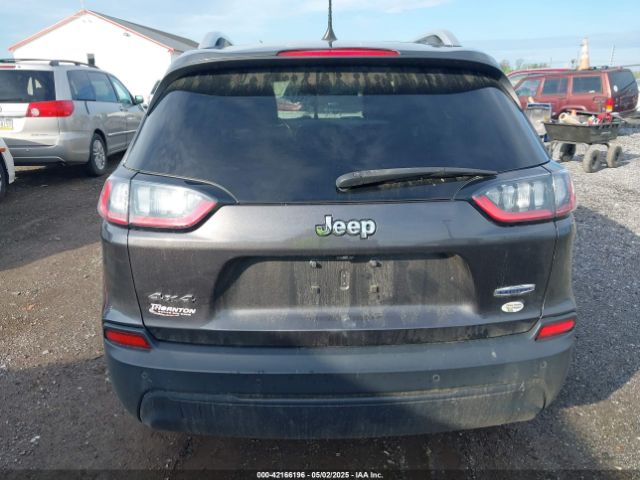 1C4PJMLB8KD208039 Jeep Cherokee Latitude Plus 4x4