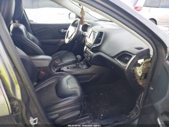 1C4PJMLB8KD208039 Jeep Cherokee Latitude Plus 4x4