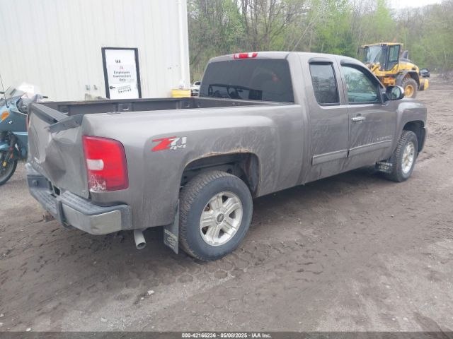 2011 CHEVROLET SILVERADO 1500 1GCRKSE30BZ324581 Photo 3