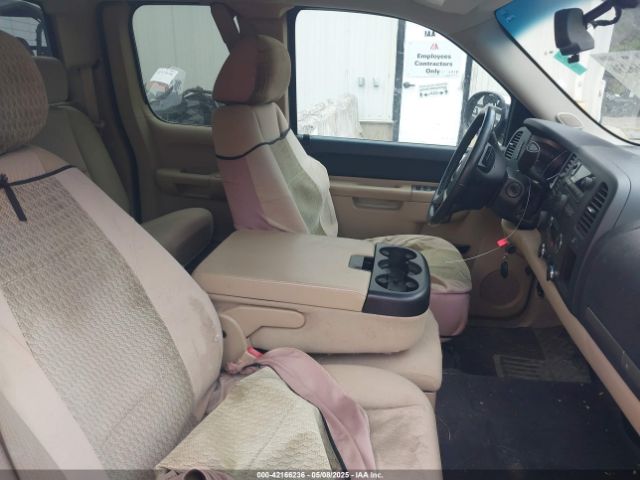 2011 CHEVROLET SILVERADO 1500 1GCRKSE30BZ324581 Photo 4