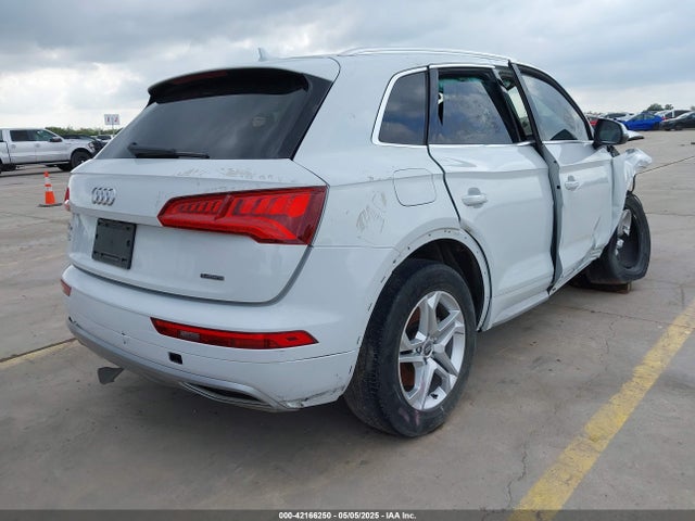 2019 AUDI Q5 WA1ANAFY5K2115347 Photo 3