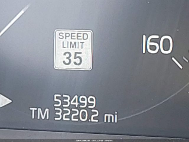 YV4102WK8L1048401 Volvo V60 Cross Country T5