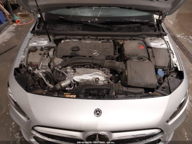 W1K3G4FB6LJ197267 Mercedes-Benz A 220 4matic