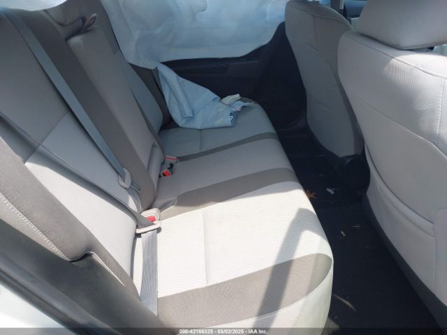 2T1BURHE9JC110134 Toyota COROLLA LE
