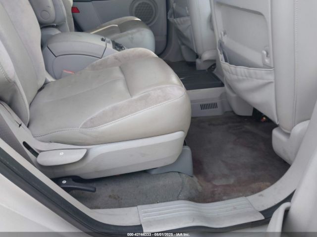 2008 CHRYSLER PACIFICA 2A8GF78X58R635930 Photo 7