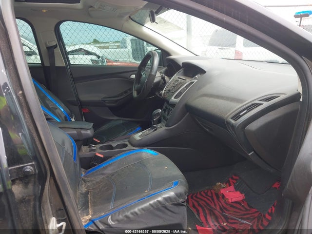 1FADP3K26EL163289 Ford FOCUS SE