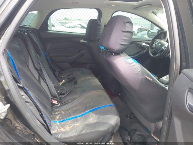 1FADP3K26EL163289 Ford FOCUS SE
