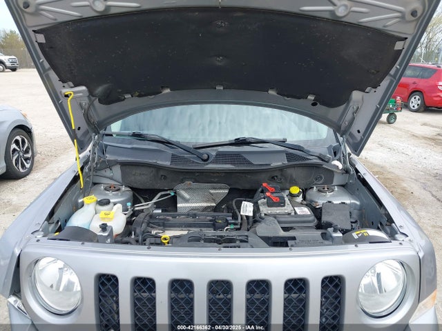 1C4NJPBA1FD341748 Jeep Patriot Altitude Edition