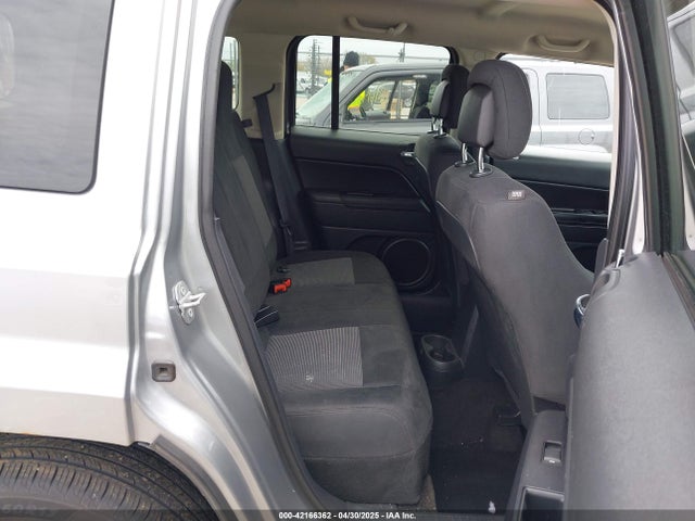 1C4NJPBA1FD341748 Jeep Patriot Altitude Edition