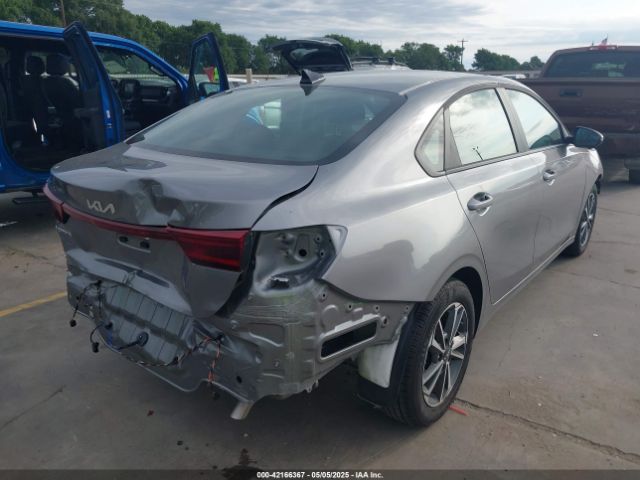 3KPF24AD6RE836512 KIA Forte Lxs