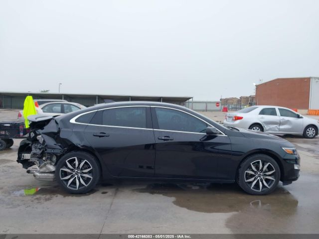 1G1ZG5ST4PF253636 Chevrolet Malibu Fwd Rs