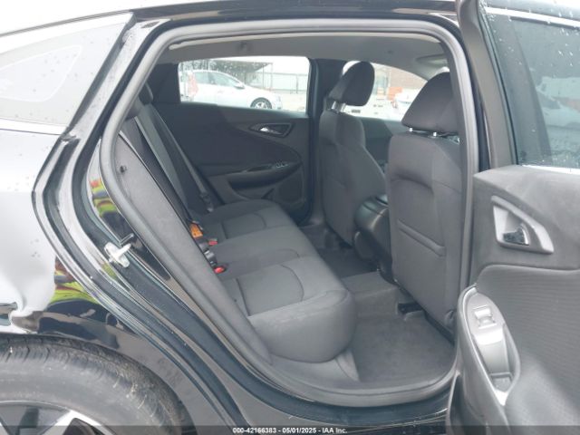 1G1ZG5ST4PF253636 Chevrolet Malibu Fwd Rs