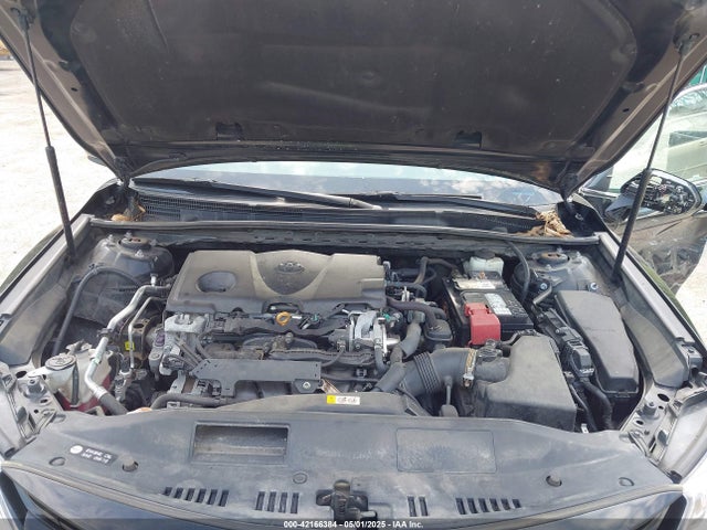 4T1B11HKXJU103952 Toyota CAMRY LE