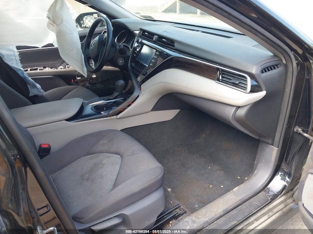 4T1B11HKXJU103952 Toyota CAMRY LE