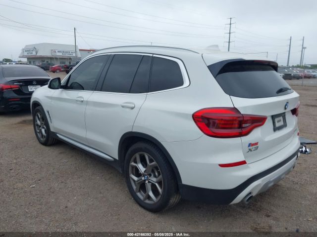 2021 BMW X3 5UXTY3C05M9E86634 Photo 2