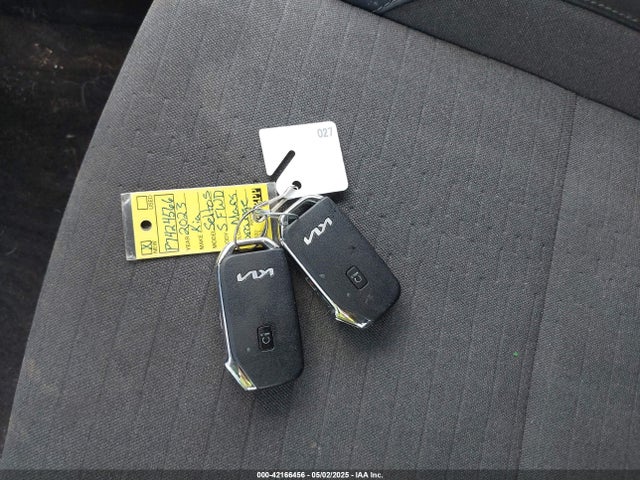 KIA SELTOS S 2023 KNDEU2AA0P7424566 Image 11
