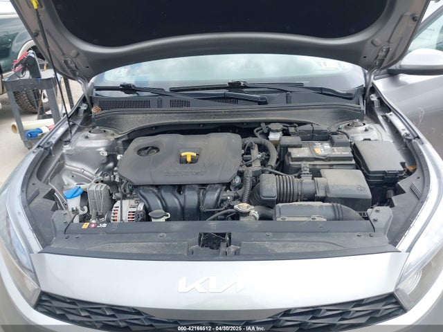 3KPF24AD8PE558631 KIA Forte Lxs