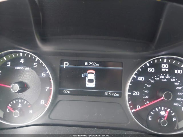 3KPF24AD8PE558631 KIA Forte Lxs
