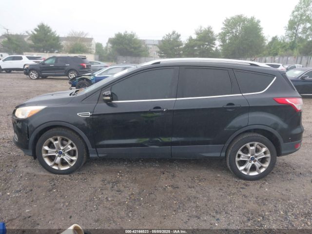 1FMCU9J90EUC24898 Ford Escape Titanium
