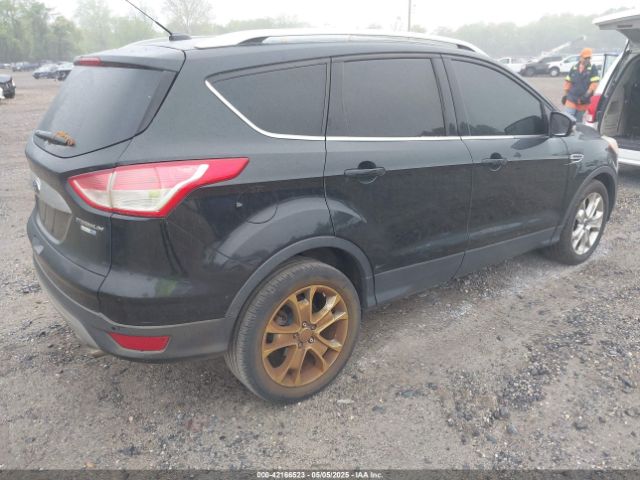 1FMCU9J90EUC24898 Ford Escape Titanium
