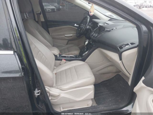 1FMCU9J90EUC24898 Ford Escape Titanium