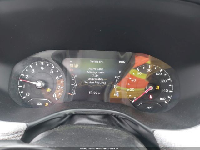 3C4NJDFB4NT209450 Jeep Compass Latitude Lux 4x4