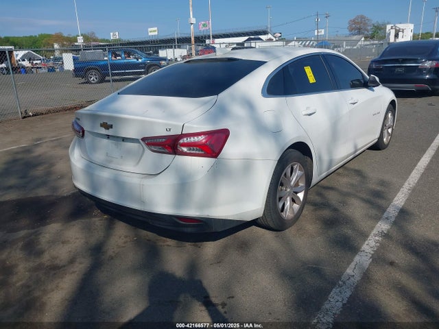 1G1ZD5ST8KF113767 Chevrolet MALIBU LT