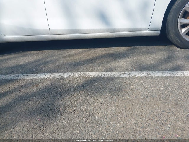 1G1ZD5ST8KF113767 Chevrolet MALIBU LT