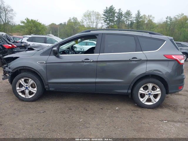 2016 Ford Escape Se მანქანა იყიდება აუქციონზე, vin: 1FMCU9GX1GUB49847, აუქციონის ნომერი: 42166624