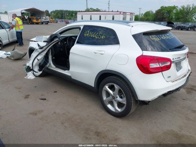 2019 MERCEDES-BENZ GLA 250 WDCTG4EB2KJ549166 Photo 2