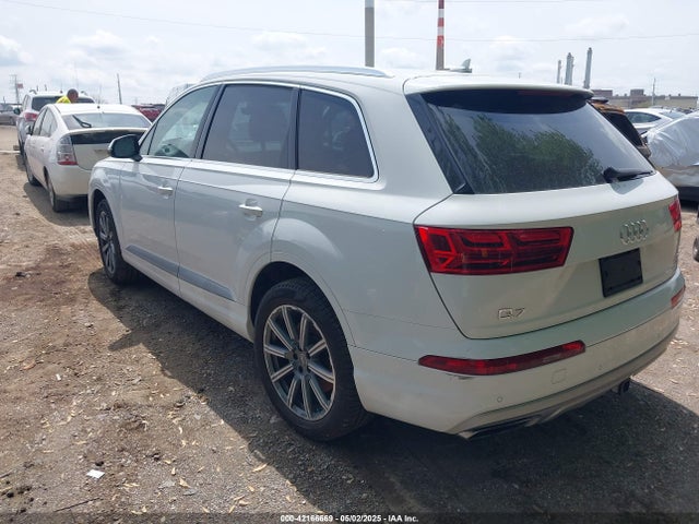2018 AUDI Q7 WA1VAAF75JD022268 Photo 2