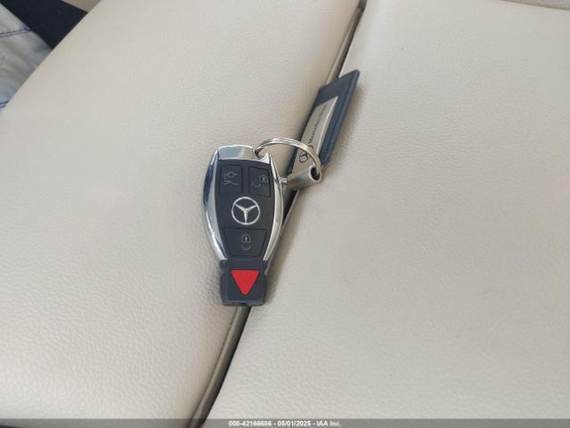 WDCTG4EB4KU008022 Mercedes-Benz GLA 250