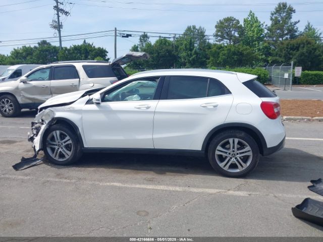 WDCTG4EB4KU008022 Mercedes-Benz GLA 250