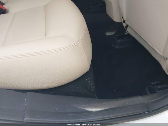 WDCTG4EB4KU008022 Mercedes-Benz GLA 250