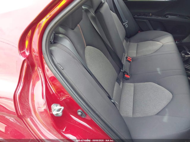 4T1B11HK8KU823736 Toyota CAMRY LE