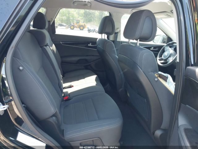 5XYPG4A52GG151163 KIA Sorento 3.3l Lx