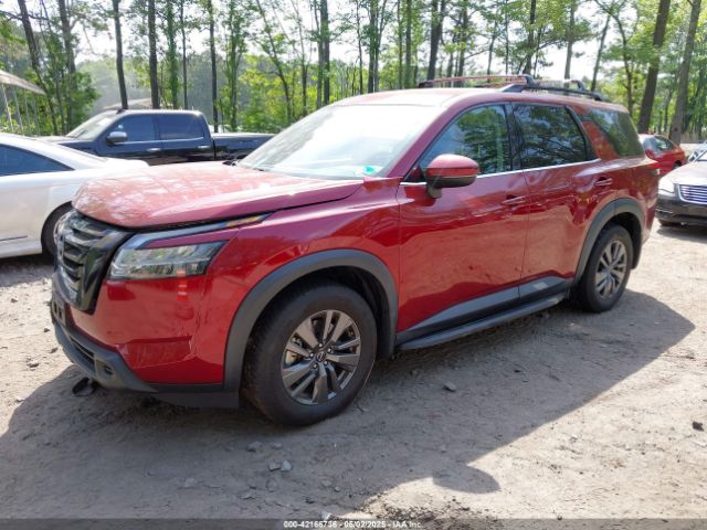 5N1DR3BA2NC233619 Nissan Pathfinder Sv 2wd