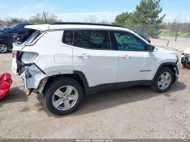 3C4NJDBB3NT156973 Jeep Compass Latitude 4x4