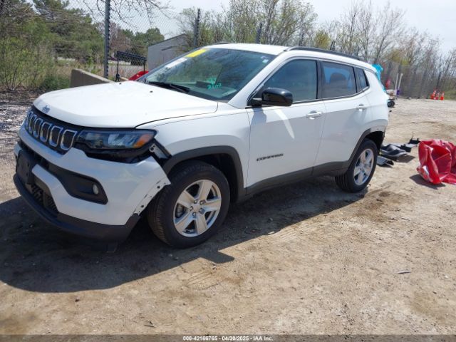 3C4NJDBB3NT156973 Jeep Compass Latitude 4x4