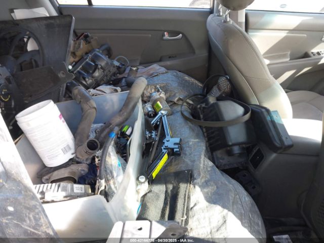KNDPBCAC8E7642970 KIA Sportage Lx