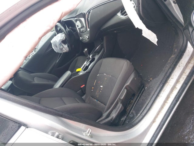 1G1ZD5STXJF269422 Chevrolet MALIBU LT