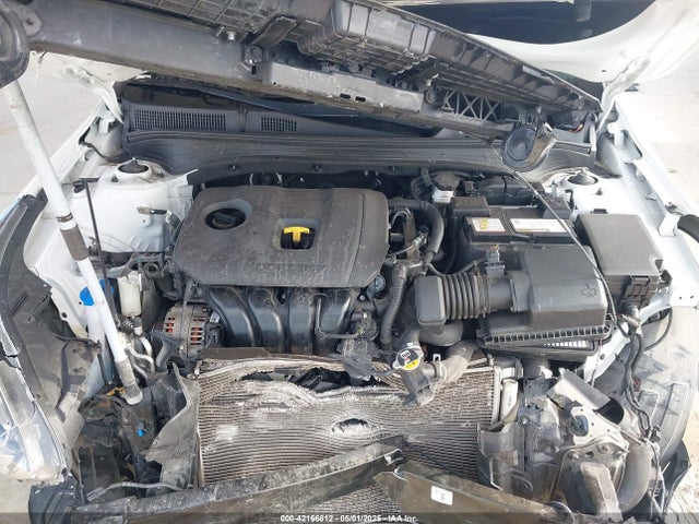3KPF24AD7ME340143 KIA Forte Lxs