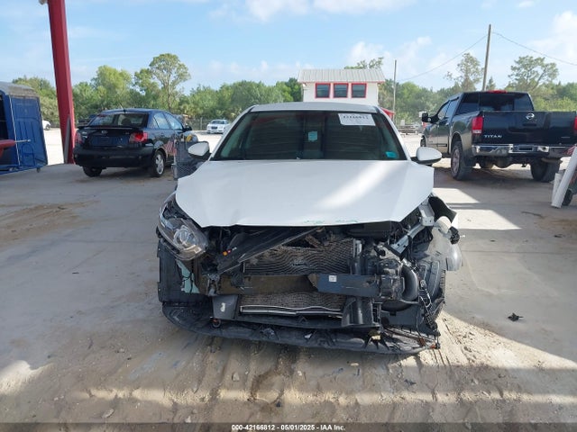 3KPF24AD7ME340143 KIA Forte Lxs