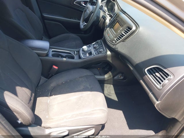 Chrysler 200 Limited 2015 1C3CCCAB7FN577548 Image 5