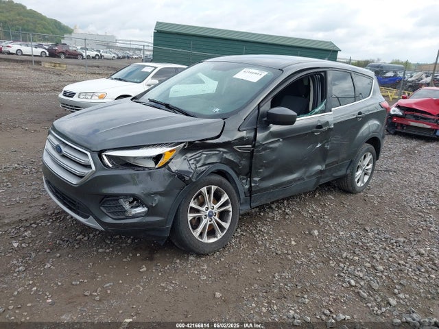 1FMCU9GD3KUA76379 Ford ESCAPE SE