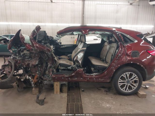 1FMCU9H65MUB05710 Ford ESCAPE SEL