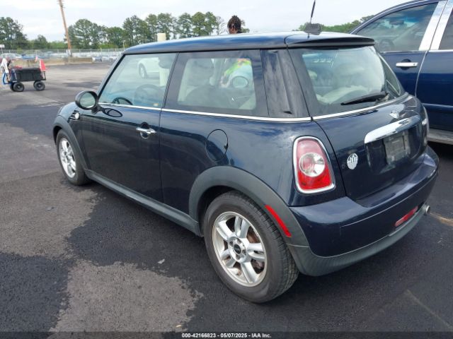2013 MINI HARDTOP WMWSU3C56DT547099 Photo 2