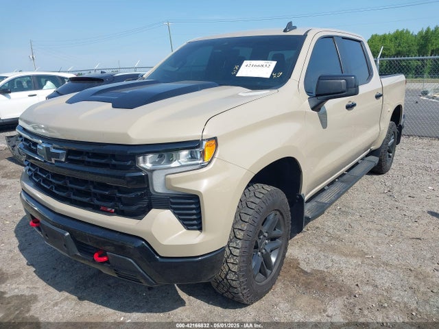 3GCUDFED1NG683382 Chevrolet Silverado 1500 4wd  Short Bed Lt Trail Boss/4wd  Standard Bed Lt Trail Boss